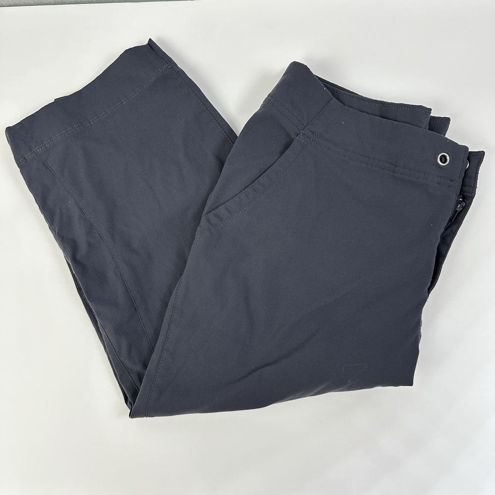 Columbia Women's Capris Size 10 Dark BLUE  Shorts Bermuda‎ Hiking Outdoor Pants
